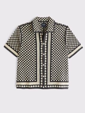 Abercrombie & Fitch Black and Cream Button-Front Knit Shirt